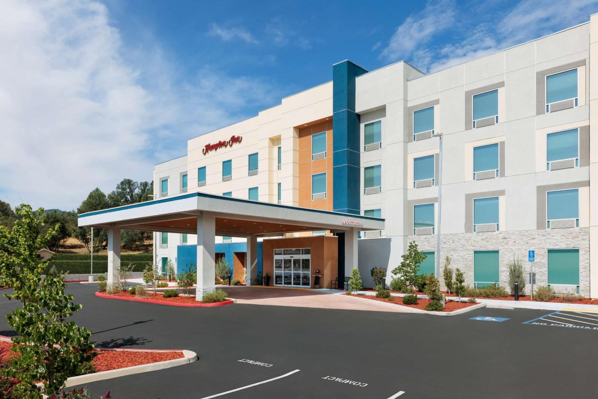 Hampton Inn Oakhurst-Yosemite Экстерьер фото